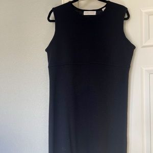 VALERIE STEVENS BLACK WOOL DRESS